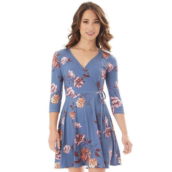 Iz Byer Dresses & Skirts - IZ BYER Sz M Blue Dress with Pink Floral Fit & Flare Faux Wrap Dress